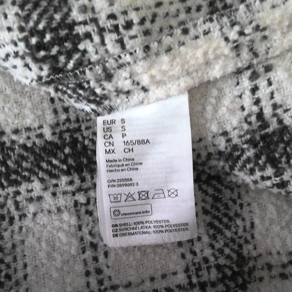 H&M Boucle Jacket Textured Tweed Black & White Plaid Button Front Pockets EUC  S - Picture 7 of 8